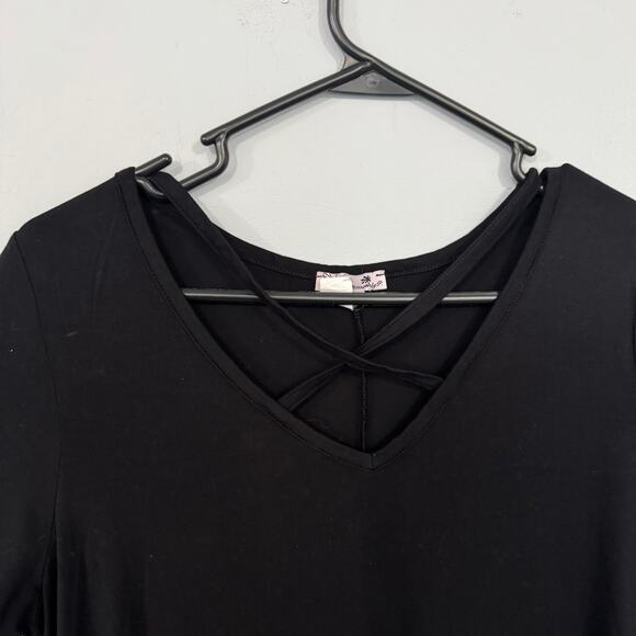 Blossom by P. Crisscross Neckline Tunic Top Size Large Rayon & Spandex Blend - Picture 3 of 5